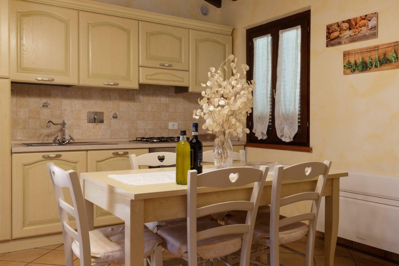 Borgo Dei Gigli Vila Lamporecchio Exterior foto